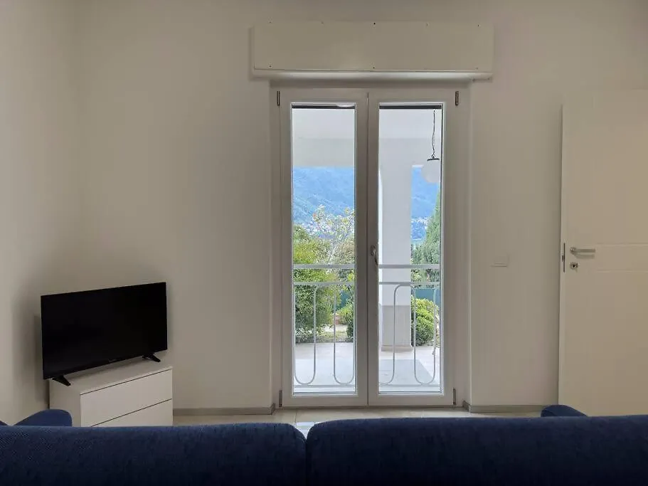 Luxury Apartment Luna Moltrasio