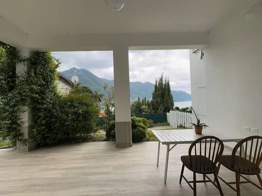 Luxury Apartment Luna Moltrasio