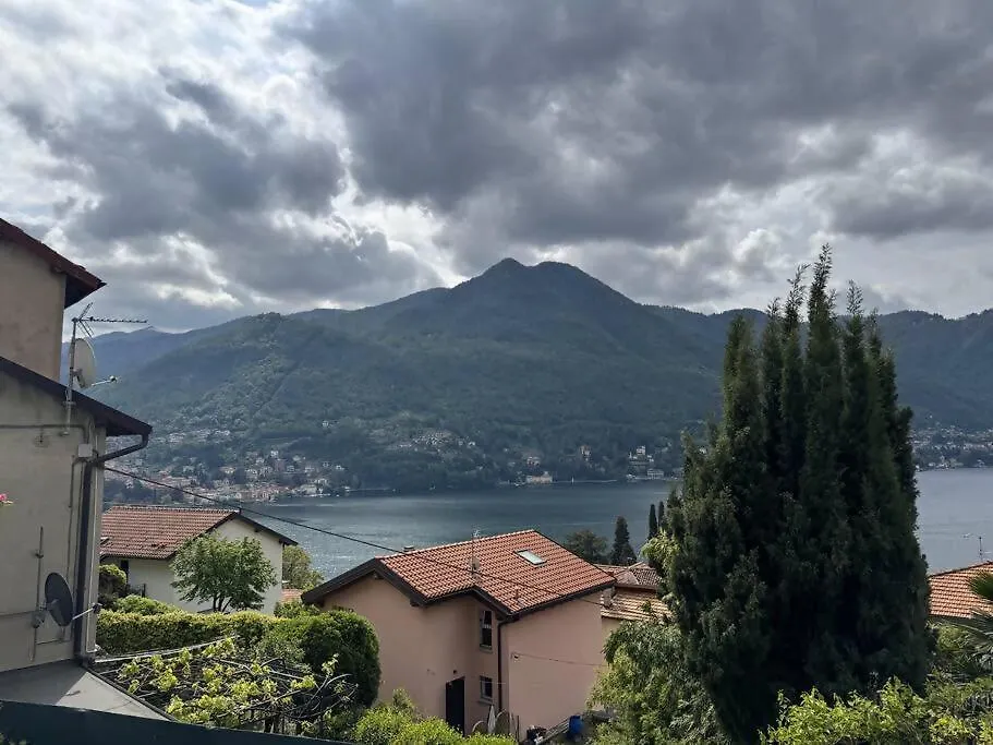 Luxury Apartment Luna Moltrasio Italy